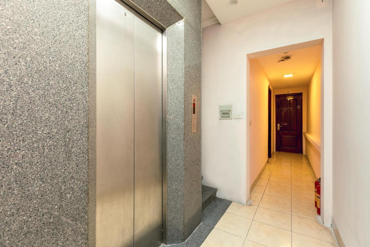 Oyo 653 Huong Thao Hotel هانوي المظهر الخارجي الصورة